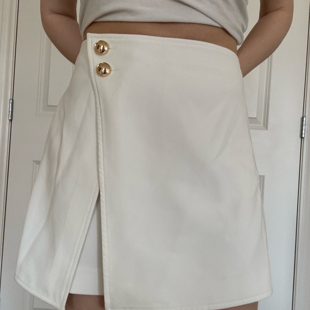 Chic White Skirt with Gold Buttons